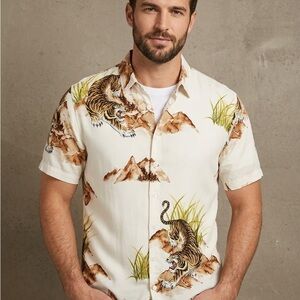 GUESS Eco Mountain Tiger Print Slim Fit Shirt - L